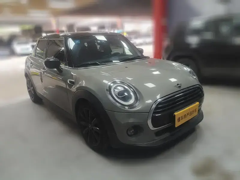 2021 Mini MINI с пробегом 62 600 км