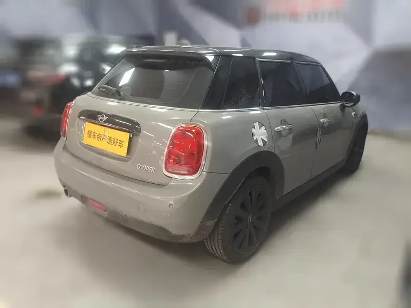 2021 Mini MINI с пробегом 62 600 км