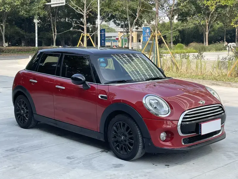 2016 Mini Electric MINI COOPER с пробегом 70 000 км