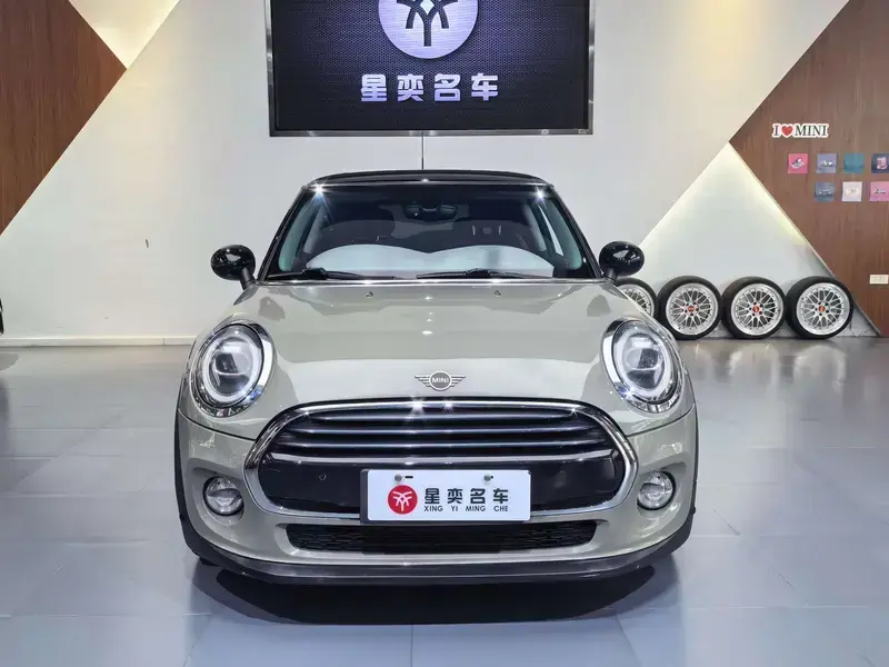 2018 Mini MINI с пробегом 71 000 км