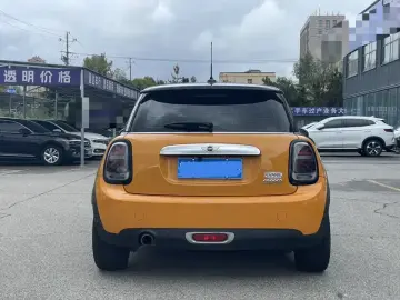 2014 Mini MINI с пробегом 112 000 км