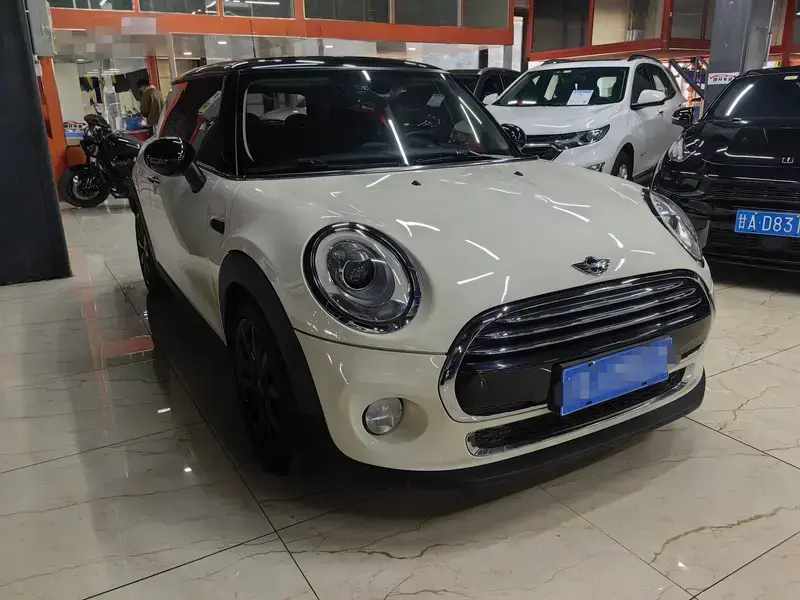 2016 Mini Electric MINI COOPER с пробегом 82 000 км