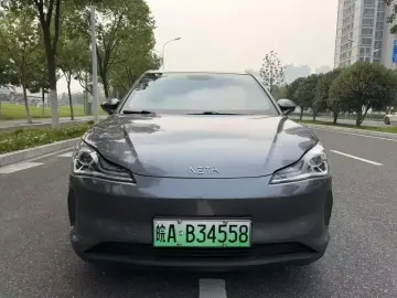 2022 Hozon Nezha V с пробегом 80 000 км