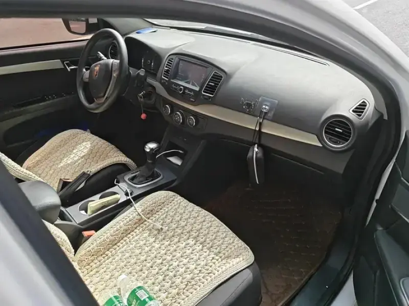 2015 Roewe 350 с пробегом 48 000 км