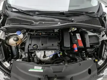 2014 Peugeot e2008 с пробегом 60 700 км