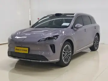 Stelato SUV