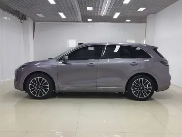 2025 Stelato SUV с пробегом 17 200 км