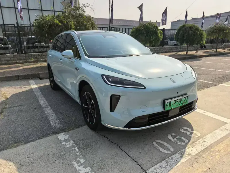 2025 Stelato SUV с пробегом 24 000 км