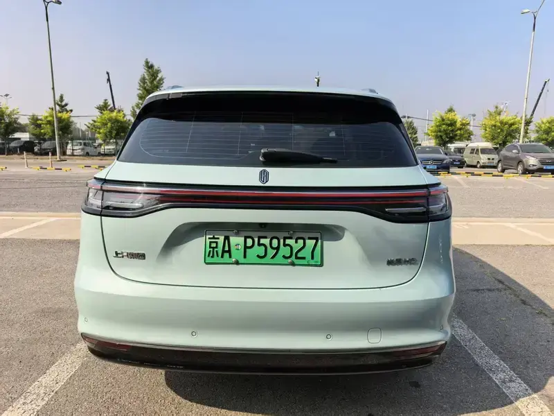 2025 Stelato SUV с пробегом 24 000 км
