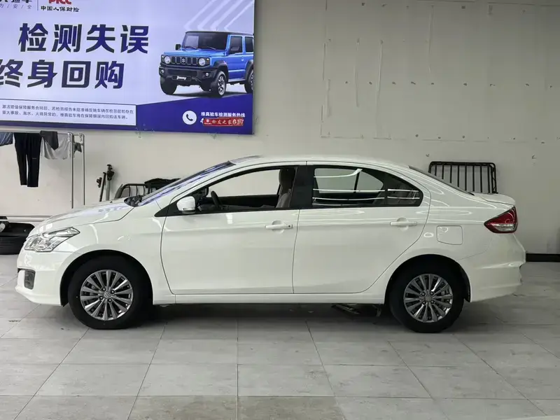 2015 Suzuki Alivio с пробегом 79 000 км