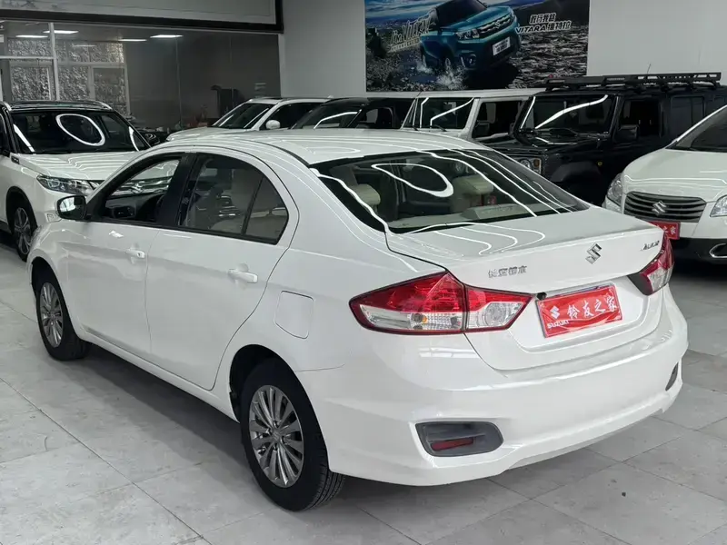 2015 Suzuki Alivio с пробегом 79 000 км