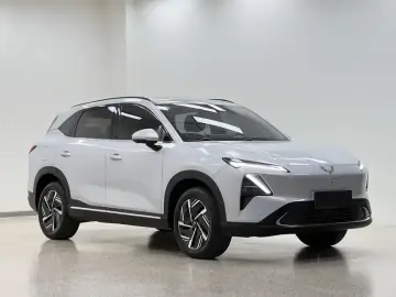 2024 Wuling Wuling Xingguang S с пробегом 37 500 км
