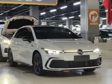 2023 Volkswagen Golf Electric с пробегом 39 000 км