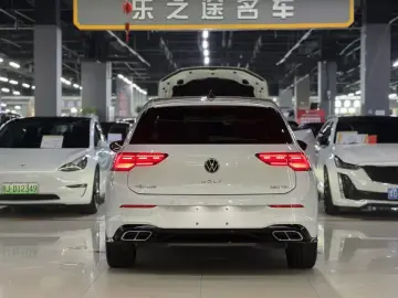 2023 Volkswagen Golf Electric с пробегом 39 000 км
