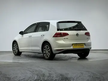 2016 Volkswagen Golf Electric с пробегом 88 100 км