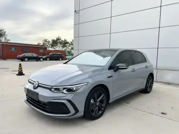 Volkswagen Golf Electric