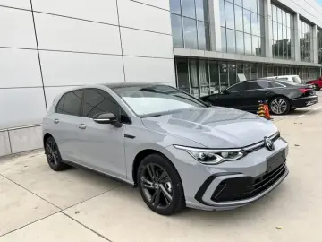 2023 Volkswagen Golf Electric с пробегом 19 000 км