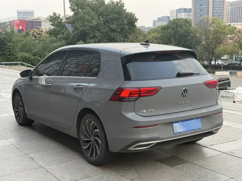 2021 Volkswagen Golf Electric с пробегом 26 000 км