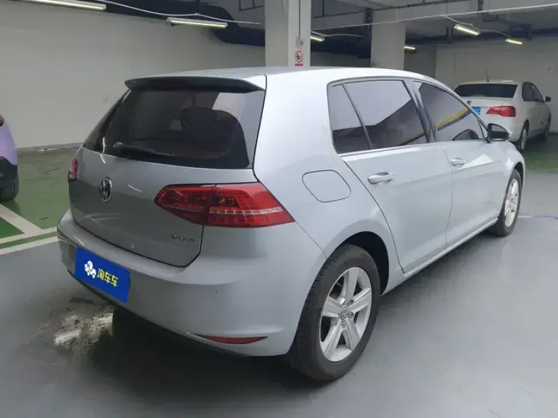 2015 Volkswagen Golf Electric с пробегом 80 000 км