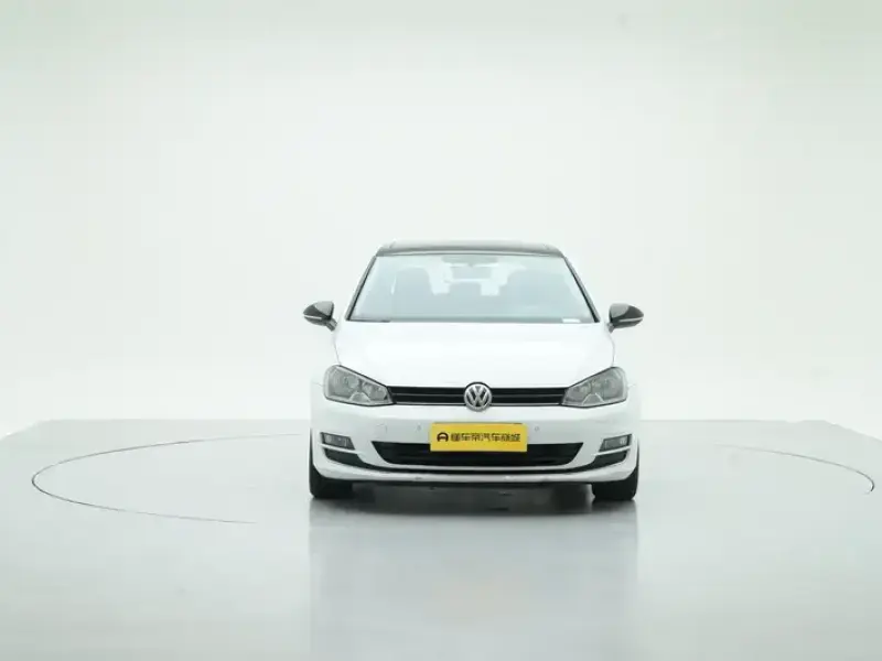 2017 Volkswagen Golf Electric с пробегом 105 900 км