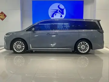 2022 Voyah Dreamer с пробегом 48 000 км