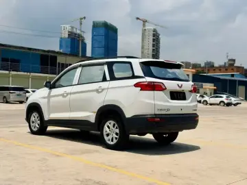 2018 Wuling Wuling Hongguang S3 с пробегом 56 000 км
