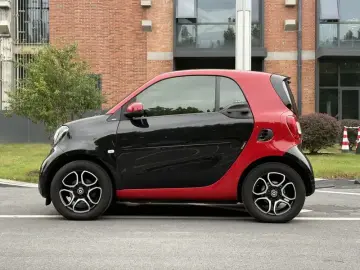 2019 Smart Fortwo с пробегом 42 000 км