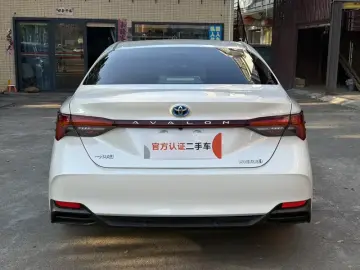 2019 Toyota Avalon с пробегом 91 000 км