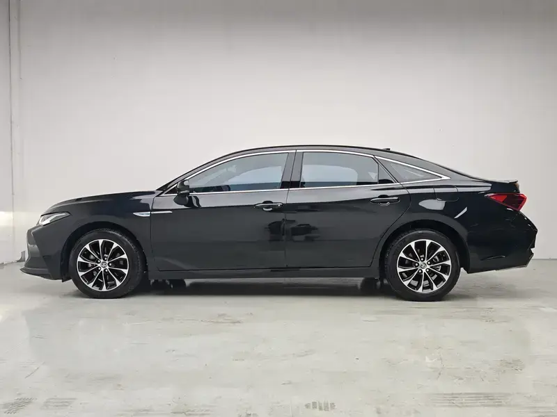 2022 Toyota Avalon с пробегом 87 600 км