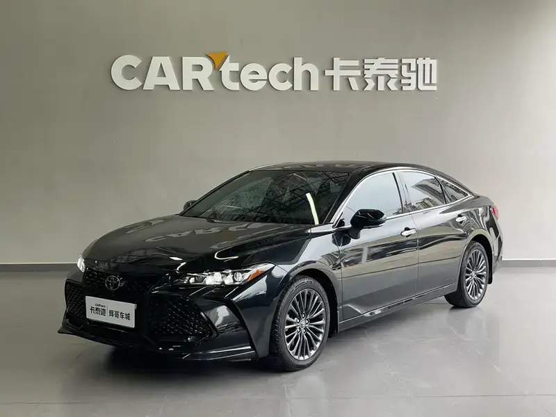 2022 Toyota Avalon с пробегом 67 000 км
