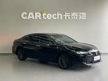 2022 Toyota Avalon с пробегом 67 000 км