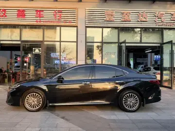 2024 Toyota Camry с пробегом 17 000 км