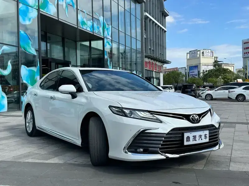 2023 Toyota Camry с пробегом 40 000 км