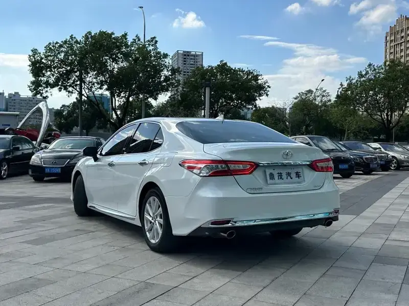 2023 Toyota Camry с пробегом 40 000 км
