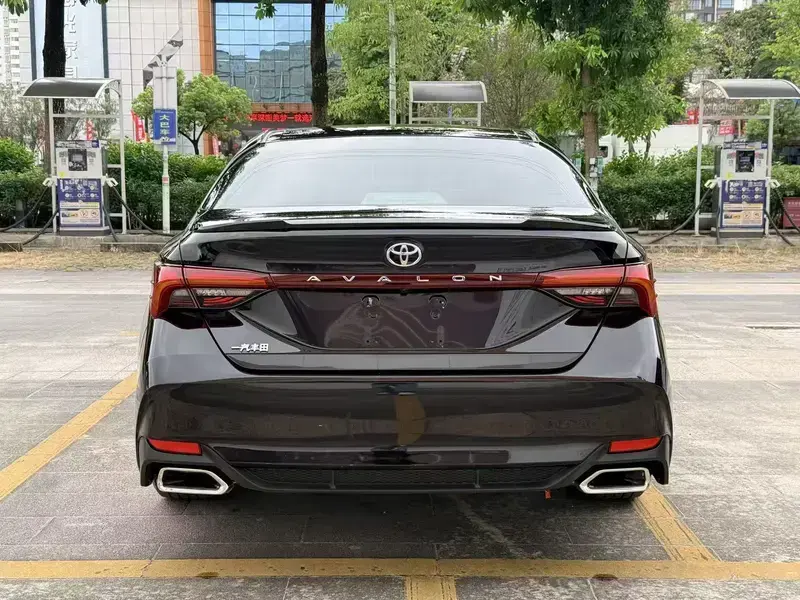 2019 Toyota Avalon с пробегом 46 000 км