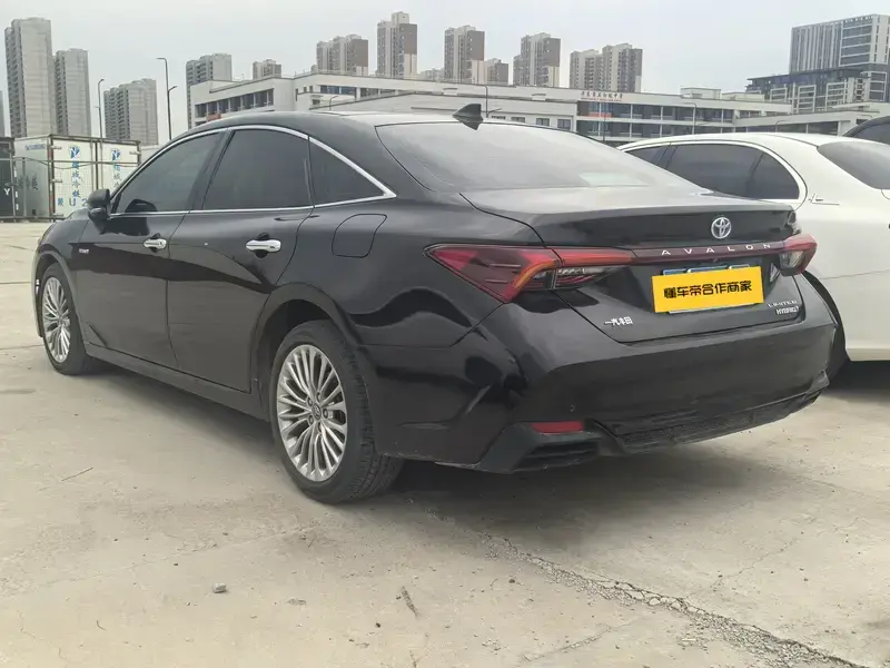 2019 Toyota Avalon с пробегом 26 000 км