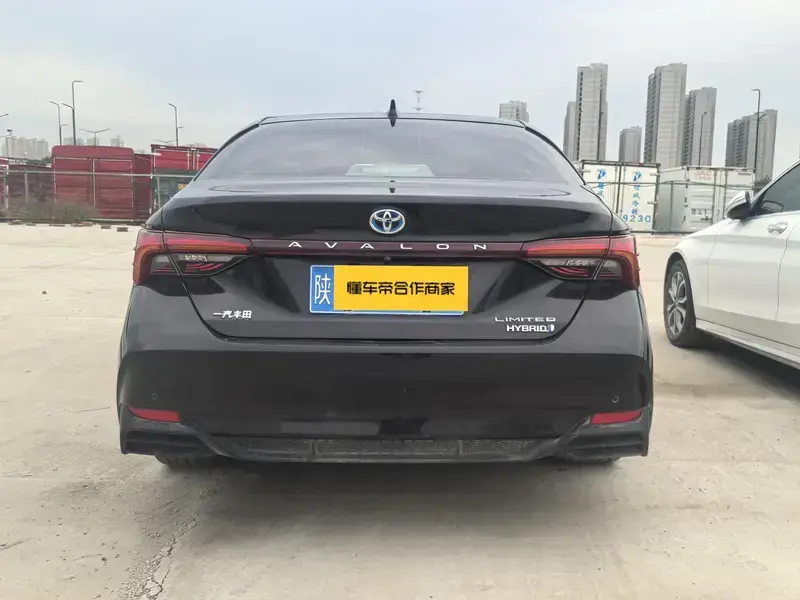 2019 Toyota Avalon с пробегом 26 000 км
