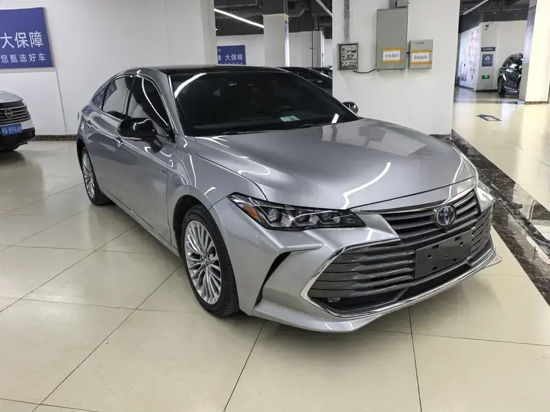 2022 Toyota Avalon с пробегом 96 000 км