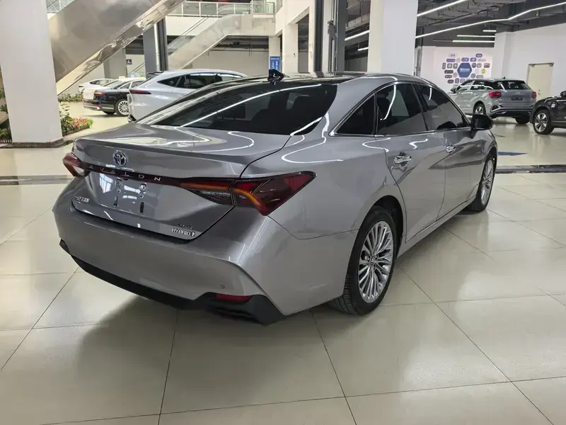 2022 Toyota Avalon с пробегом 96 000 км