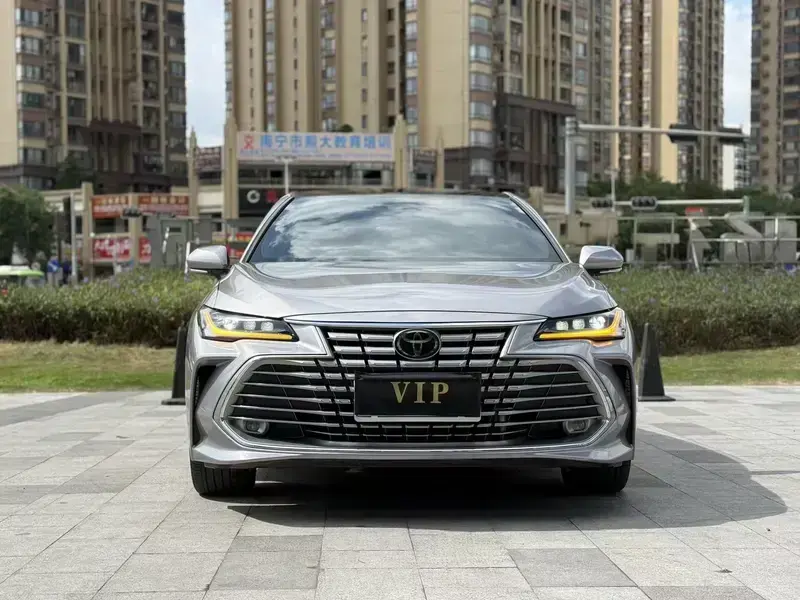 2024 Toyota Avalon с пробегом 12 900 км