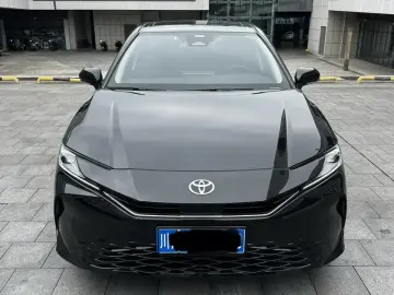 2024 Toyota Camry с пробегом 6 000 км