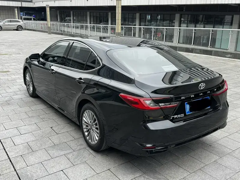 2024 Toyota Camry с пробегом 6 000 км