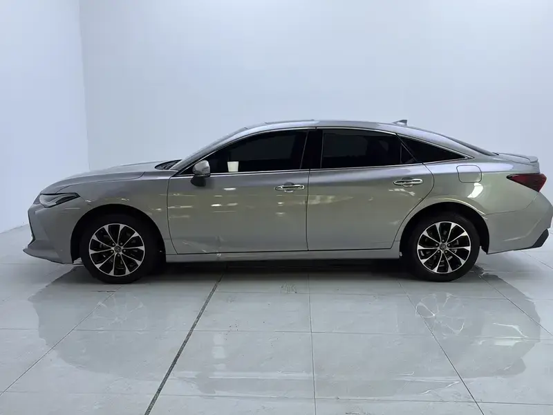 2023 Toyota Avalon с пробегом 47 800 км