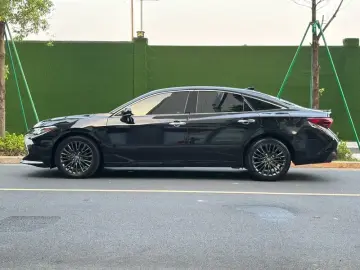 2019 Toyota Avalon с пробегом 31 000 км