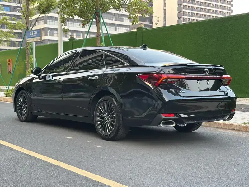 2019 Toyota Avalon с пробегом 31 000 км