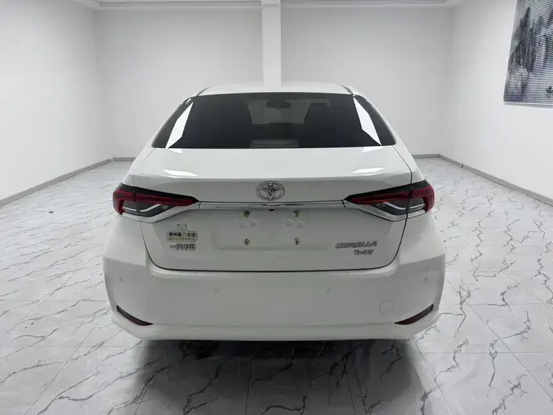 2021 Toyota Corolla с пробегом 25 000 км