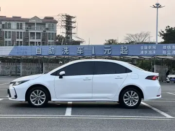 2024 Toyota Corolla с пробегом 20 000 км