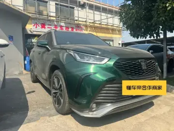 2023 Toyota Crown Kluger с пробегом 32 000 км
