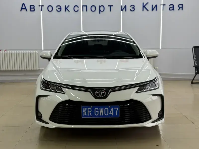 2021 Toyota Corolla с пробегом 14 800 км