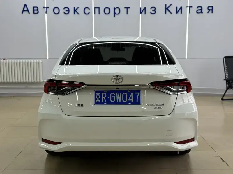 2021 Toyota Corolla с пробегом 14 800 км